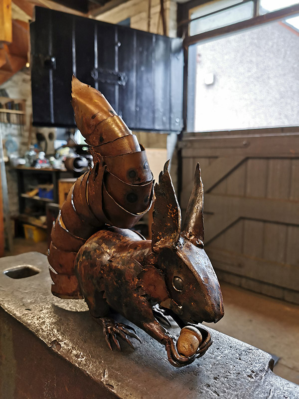 Spike Blackhurst animal-sculptures commissions